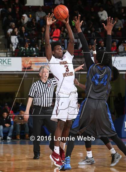 Thumbnail 2 in Saunders vs Mt. Vernon (Section 1 Class AA Semifinal) photogallery.