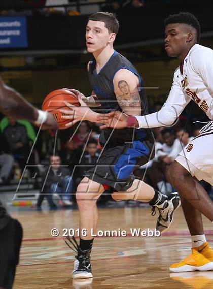 Thumbnail 3 in Saunders vs Mt. Vernon (Section 1 Class AA Semifinal) photogallery.