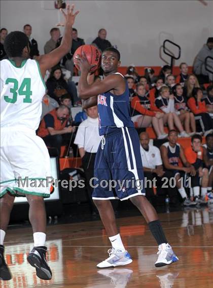Thumbnail 1 in Cosumnes Oaks vs. St. Mary's (MLK Jr. Camillia Classic) photogallery.