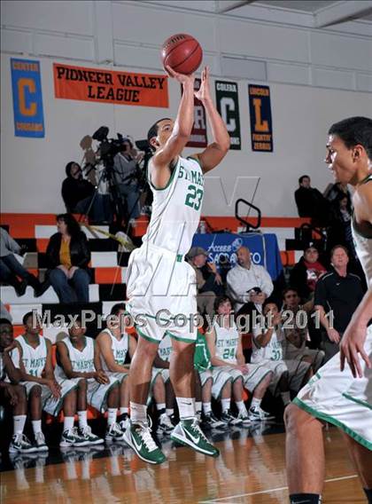 Thumbnail 3 in Cosumnes Oaks vs. St. Mary's (MLK Jr. Camillia Classic) photogallery.