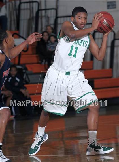 Thumbnail 1 in Cosumnes Oaks vs. St. Mary's (MLK Jr. Camillia Classic) photogallery.