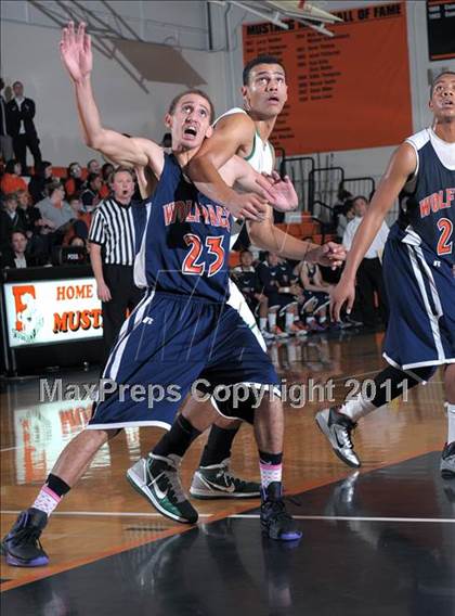 Thumbnail 2 in Cosumnes Oaks vs. St. Mary's (MLK Jr. Camillia Classic) photogallery.