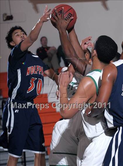 Thumbnail 2 in Cosumnes Oaks vs. St. Mary's (MLK Jr. Camillia Classic) photogallery.