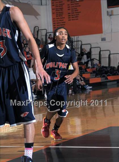 Thumbnail 3 in Cosumnes Oaks vs. St. Mary's (MLK Jr. Camillia Classic) photogallery.