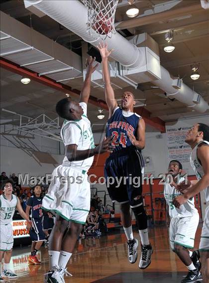 Thumbnail 2 in Cosumnes Oaks vs. St. Mary's (MLK Jr. Camillia Classic) photogallery.