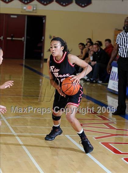 Thumbnail 3 in Santa Barbara vs. Rio Mesa photogallery.