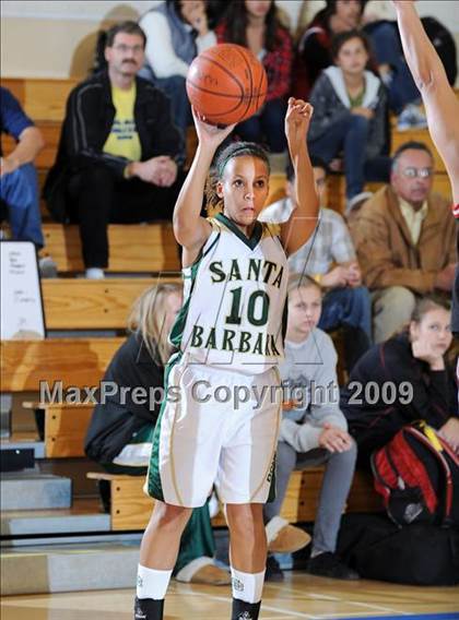 Thumbnail 1 in Santa Barbara vs. Rio Mesa photogallery.