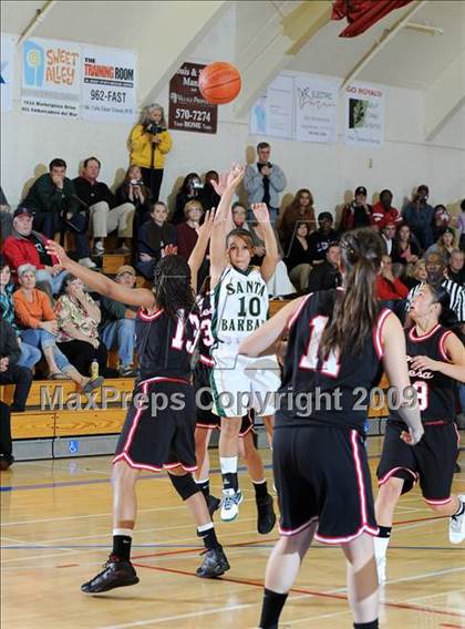 Thumbnail 3 in Santa Barbara vs. Rio Mesa photogallery.