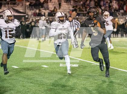 Thumbnail 2 in Lawrence Central @ Warren Central (IHSAA 6A Sectional Final)  photogallery.