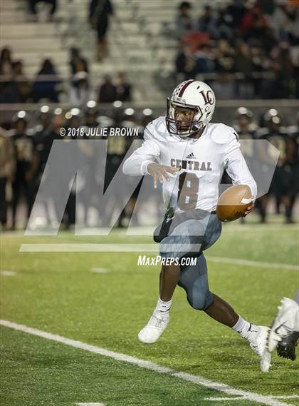 Thumbnail 3 in Lawrence Central @ Warren Central (IHSAA 6A Sectional Final)  photogallery.