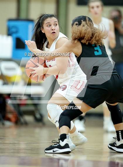 Thumbnail 1 in Ranchview vs Castleberry photogallery.