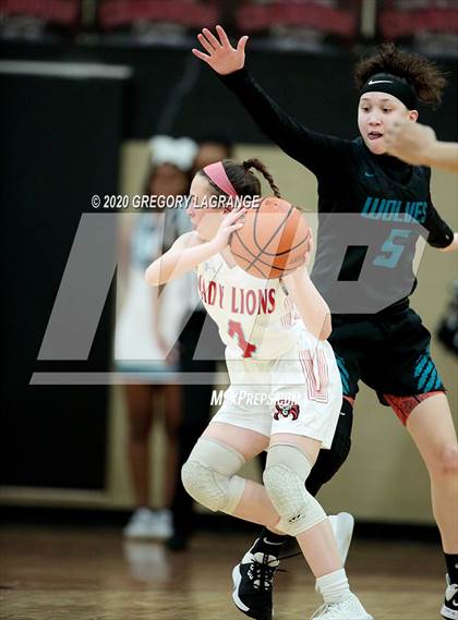Thumbnail 2 in Ranchview vs Castleberry photogallery.