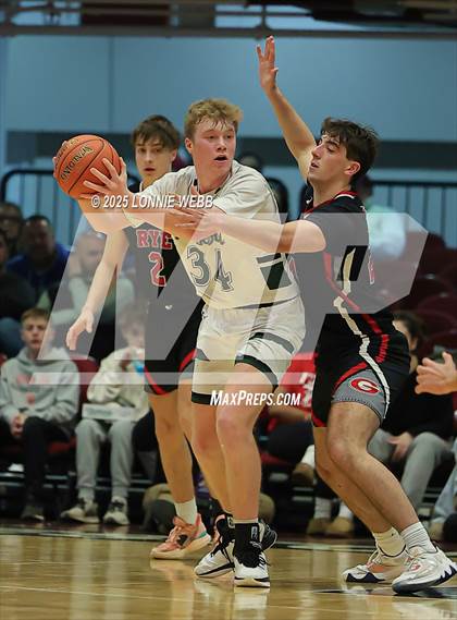 Thumbnail 1 in Rye vs. Yorktown (NYSPHSAA Section 1 Class AA Semifinal) photogallery.