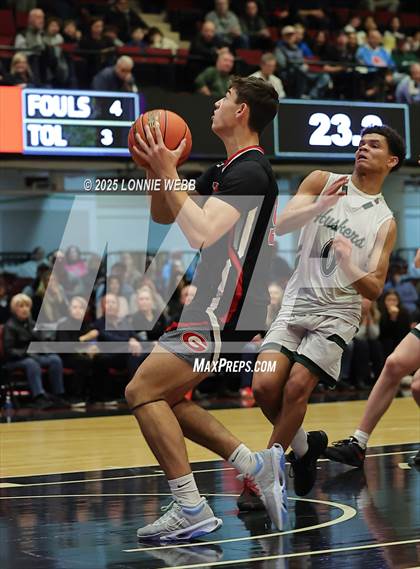 Thumbnail 1 in Rye vs. Yorktown (NYSPHSAA Section 1 Class AA Semifinal) photogallery.