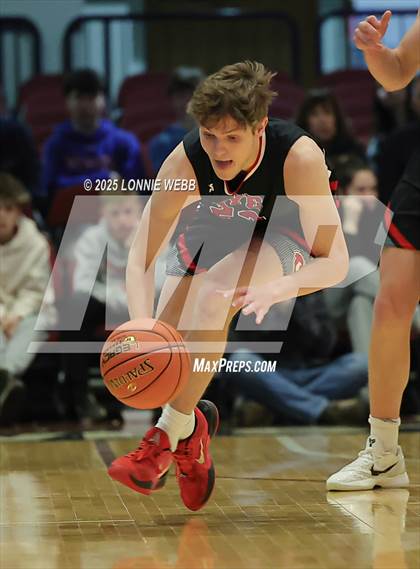 Thumbnail 1 in Rye vs. Yorktown (NYSPHSAA Section 1 Class AA Semifinal) photogallery.