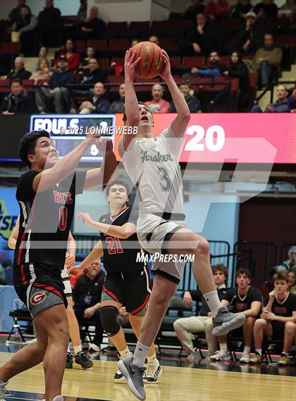 Thumbnail 2 in Rye vs. Yorktown (NYSPHSAA Section 1 Class AA Semifinal) photogallery.