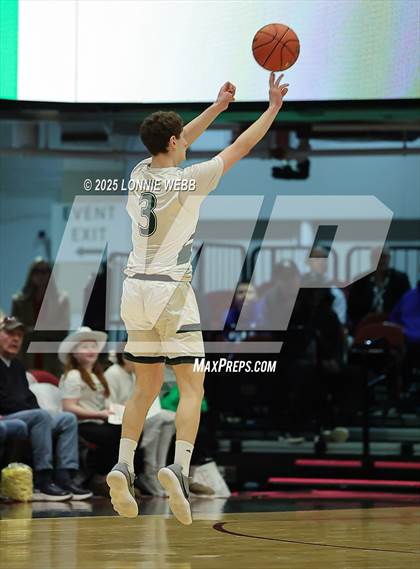 Thumbnail 1 in Rye vs. Yorktown (NYSPHSAA Section 1 Class AA Semifinal) photogallery.