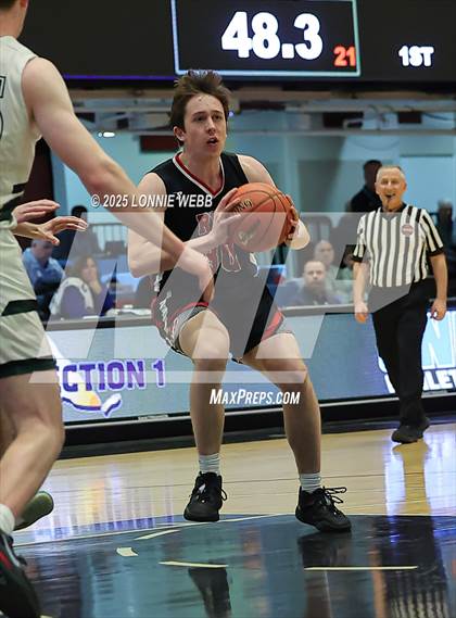 Thumbnail 3 in Rye vs. Yorktown (NYSPHSAA Section 1 Class AA Semifinal) photogallery.
