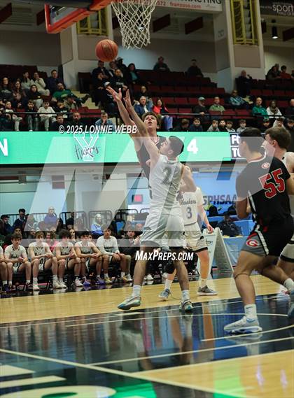 Thumbnail 3 in Rye vs. Yorktown (NYSPHSAA Section 1 Class AA Semifinal) photogallery.