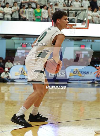Thumbnail 2 in Rye vs. Yorktown (NYSPHSAA Section 1 Class AA Semifinal) photogallery.