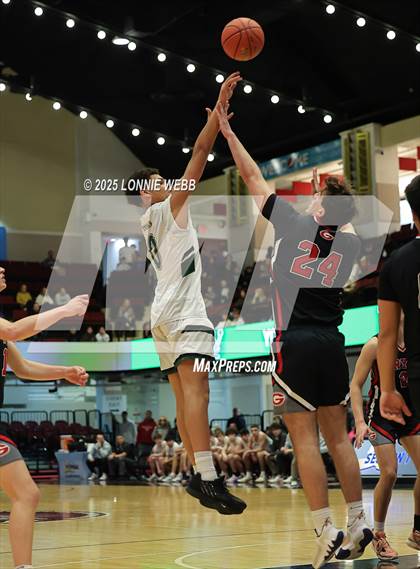 Thumbnail 3 in Rye vs. Yorktown (NYSPHSAA Section 1 Class AA Semifinal) photogallery.