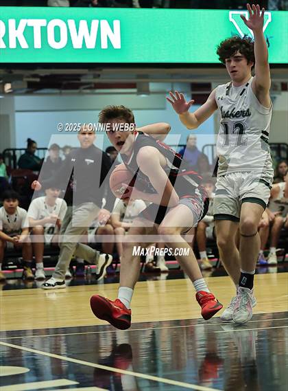 Thumbnail 3 in Rye vs. Yorktown (NYSPHSAA Section 1 Class AA Semifinal) photogallery.