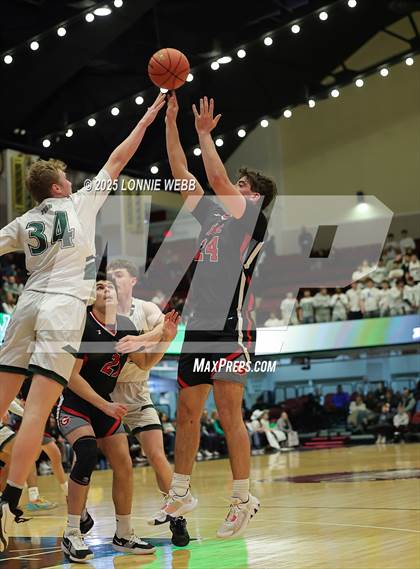 Thumbnail 3 in Rye vs. Yorktown (NYSPHSAA Section 1 Class AA Semifinal) photogallery.