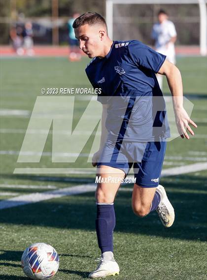 Thumbnail 1 in Fontana vs Crescenta Valley (CIF SS D3 Round 1 Playoff) photogallery.