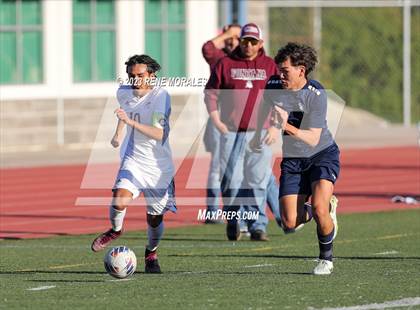 Thumbnail 2 in Fontana vs Crescenta Valley (CIF SS D3 Round 1 Playoff) photogallery.