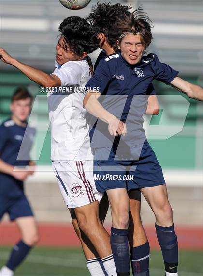 Thumbnail 2 in Fontana vs Crescenta Valley (CIF SS D3 Round 1 Playoff) photogallery.