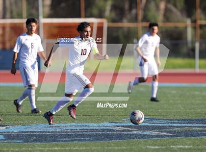 Thumbnail 3 in Fontana vs Crescenta Valley (CIF SS D3 Round 1 Playoff) photogallery.