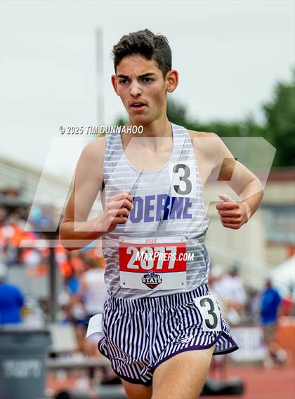 Thumbnail 1 in UIL 5A Boys Track & Field Finals photogallery.