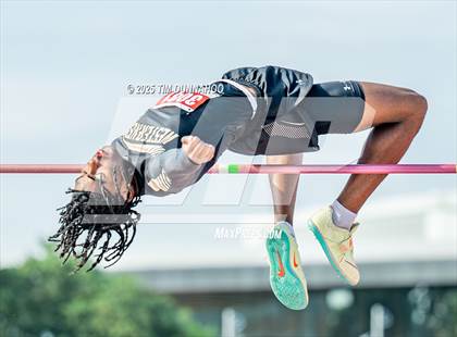 Thumbnail 1 in UIL 5A Boys Track & Field Finals photogallery.