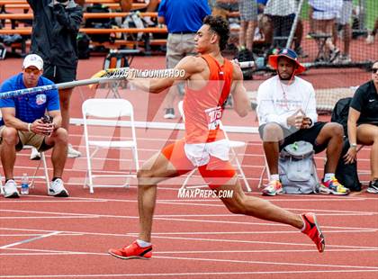 Thumbnail 3 in UIL 5A Boys Track & Field Finals photogallery.