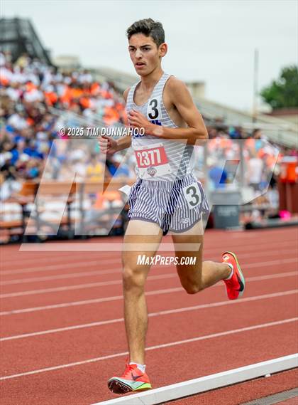 Thumbnail 2 in UIL 5A Boys Track & Field Finals photogallery.