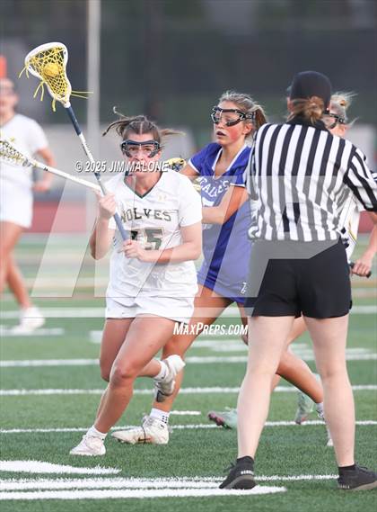 Thumbnail 3 in San Ramon Valley vs. Acalanes (CIF NCS D1 Round 1) photogallery.