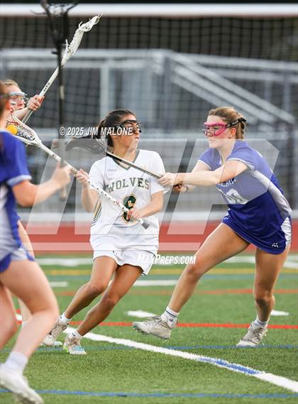 Thumbnail 2 in San Ramon Valley vs. Acalanes (CIF NCS D1 Round 1) photogallery.