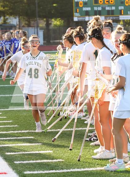 Thumbnail 2 in San Ramon Valley vs. Acalanes (CIF NCS D1 Round 1) photogallery.