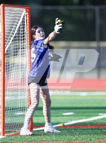 Thumbnail 1 in San Ramon Valley vs. Acalanes (CIF NCS D1 Round 1) photogallery.