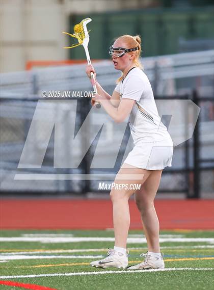 Thumbnail 3 in San Ramon Valley vs. Acalanes (CIF NCS D1 Round 1) photogallery.