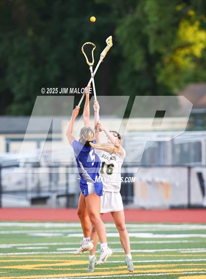 Thumbnail 3 in San Ramon Valley vs. Acalanes (CIF NCS D1 Round 1) photogallery.