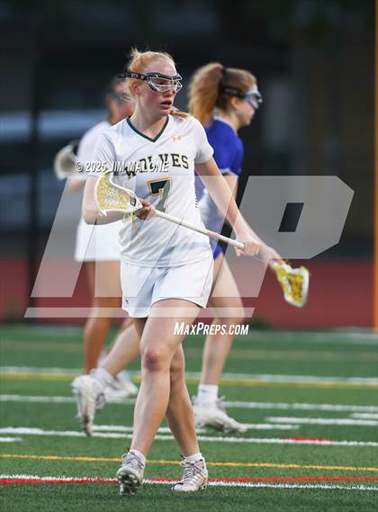 Thumbnail 3 in San Ramon Valley vs. Acalanes (CIF NCS D1 Round 1) photogallery.