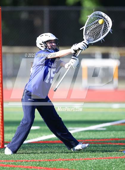 Thumbnail 1 in San Ramon Valley vs. Acalanes (CIF NCS D1 Round 1) photogallery.