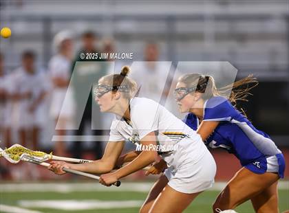 Thumbnail 2 in San Ramon Valley vs. Acalanes (CIF NCS D1 Round 1) photogallery.