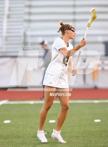 Thumbnail 1 in San Ramon Valley vs. Acalanes (CIF NCS D1 Round 1) photogallery.