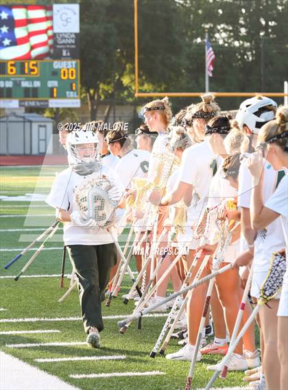 Thumbnail 3 in San Ramon Valley vs. Acalanes (CIF NCS D1 Round 1) photogallery.