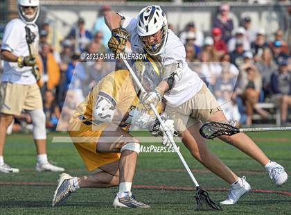 Thumbnail 3 in Bayport-Blue Point vs Shoreham Wading River Section XI Semifinal photogallery.