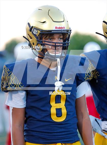 Thumbnail 3 in Cardinal Gibbons @ St. Thomas Aquinas photogallery.
