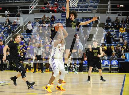 Thumbnail 2 in Hicks vs. Simsboro (LHSAA Marsh Madness Final) photogallery.