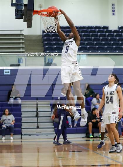 Thumbnail 1 in Tomball Memorial @ Bryan photogallery.